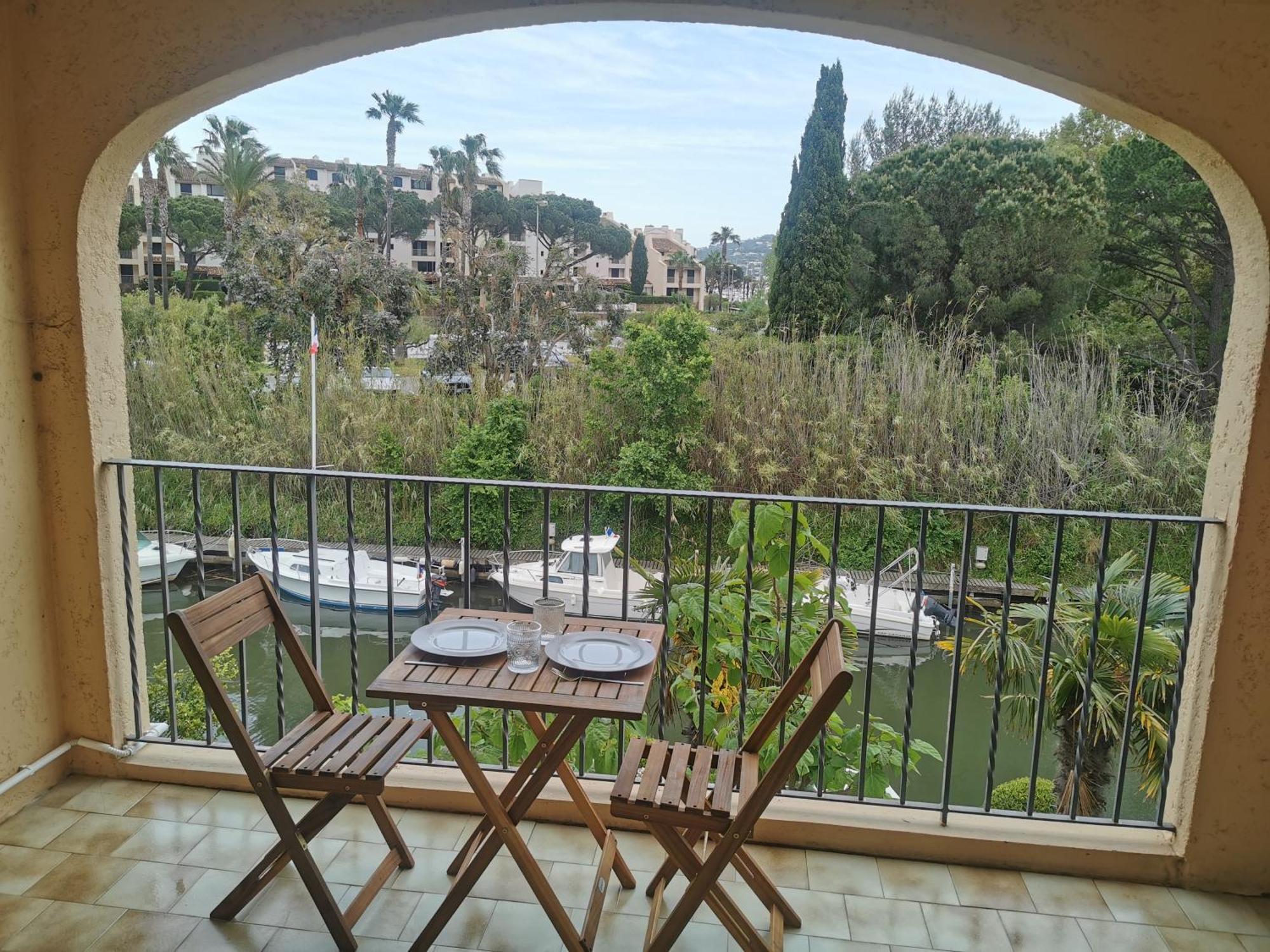 T2 Au Coeur Du Golfe De Saint Tropez Apartamento Cogolin Exterior foto